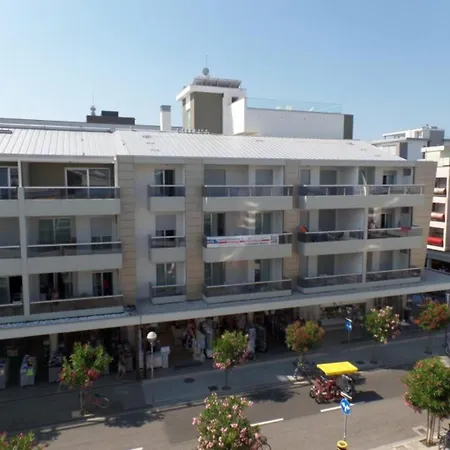 Tranquil Getaway Wit Terraces And A Pool Apartment *